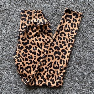 Kingdom 1.0 King Cheetah Balance Athletica Legging